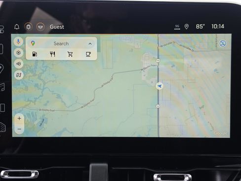 New 2026 Chevrolet Equinox LT w/ Safety and Technology Package FWD image 25