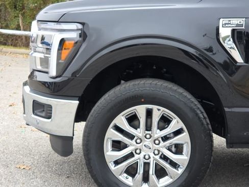 New 2025 Ford F150 Lariat w/ Equipment Group 501A Mid image 5