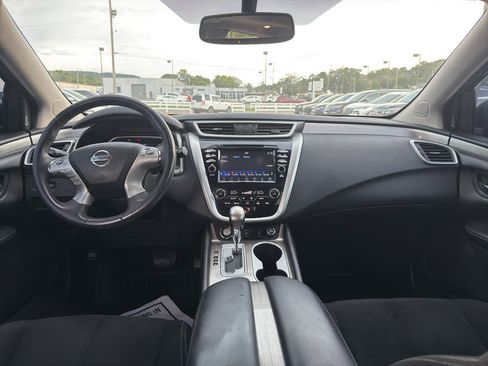 Used 2017 Nissan Murano SV w/ Premium Plus Package FWD image 15