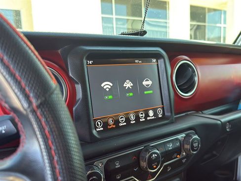 Used 2019 Jeep Wrangler Unlimited Rubicon AWD/4WD image 14