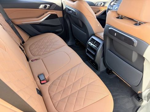 Used 2026 BMW X5 sDrive40i w/ Premium Package RWD image 14