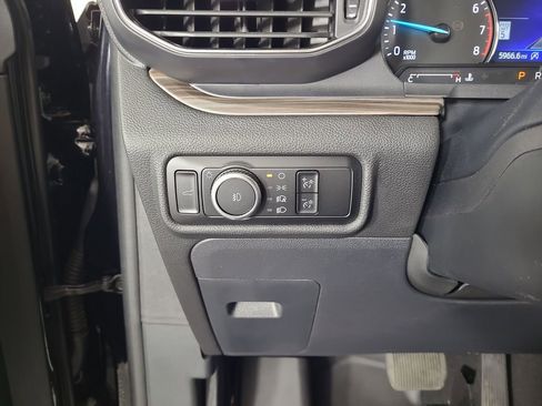 Used 2023 Ford Explorer Limited w/ Limited Technology Package AWD/4WD image 15