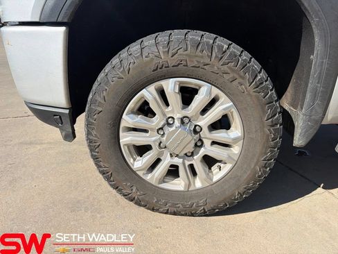 Used 2021 GMC Sierra 2500 Denali w/ Denali Ultimate Package AWD/4WD image 7