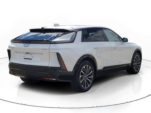 Certified 2024 Cadillac Lyriq Sport w/ LPO, Floor Liner Package AWD/4WD image 3