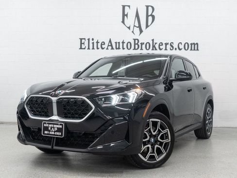 Used 2025 BMW X2 xDrive28i image 1