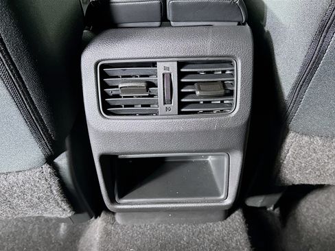 Used 2023 Nissan Rogue S AWD/4WD image 24