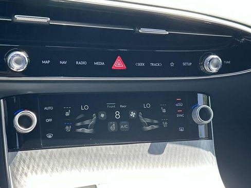 New 2026 Genesis GV70 2.5T Sport Prestige AWD/4WD image 36