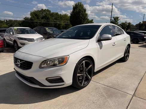Used 2016 Volvo S60 T5 R-Design FWD image 17