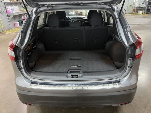 Used 2022 Nissan Rogue Sport SV AWD/4WD image 27