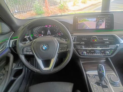 Used 2021 BMW 540i RWD image 36