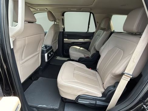Used 2024 Ford Expedition Limited RWD image 20