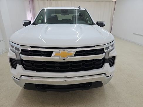 Used 2024 Chevrolet Silverado 1500 LT image 15