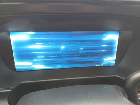 Used 2025 Ford F250 XLT w/ Black Appearance Package image 7