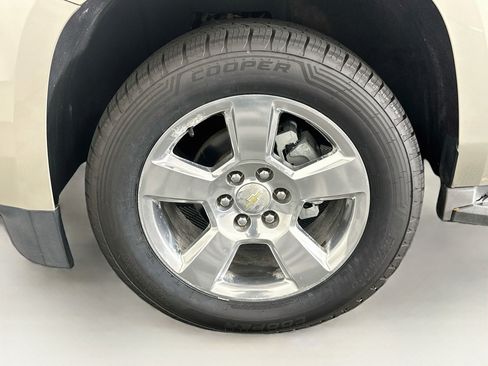 Used 2016 Chevrolet Tahoe LT AWD/4WD image 11