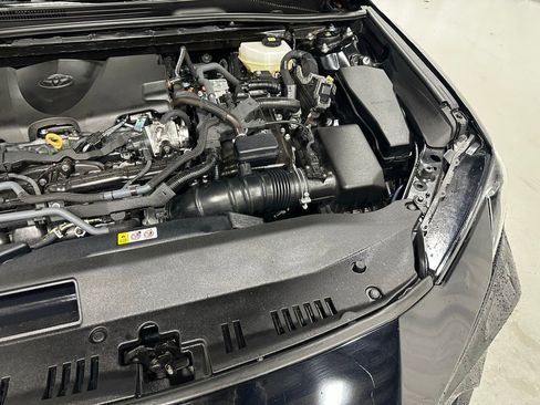 Used 2025 Toyota Camry SE image 68