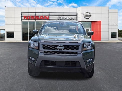 Certified 2025 Nissan Frontier SV w/ SV Convenience Package RWD image 8