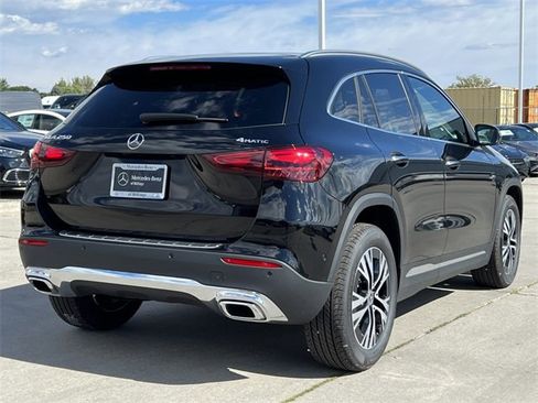 Used 2025 Mercedes-Benz GLA 250 4MATIC image 44