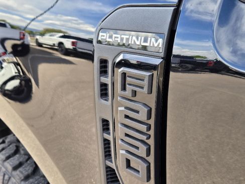 Used 2026 Ford F250 Platinum w/ Tremor Off-Road Package AWD/4WD image 49