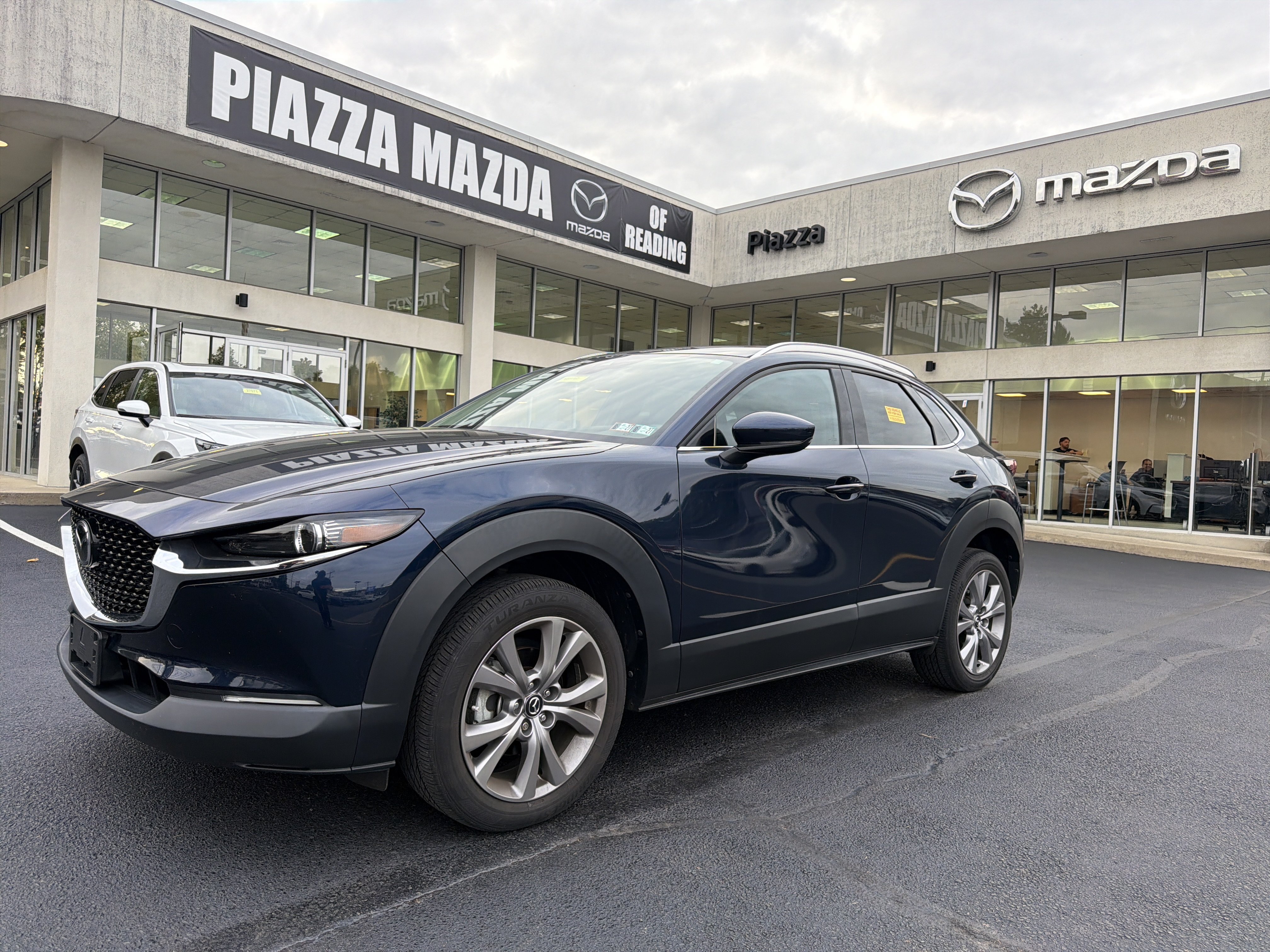 Used 2022 MAZDA CX-30 AWD 2.5 S w/ Premium Package image 3
