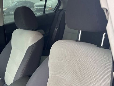Used 2015 Chevrolet Cruze L image 11