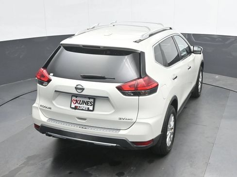 Used 2017 Nissan Rogue SV w/ SV Premium Package AWD/4WD image 22