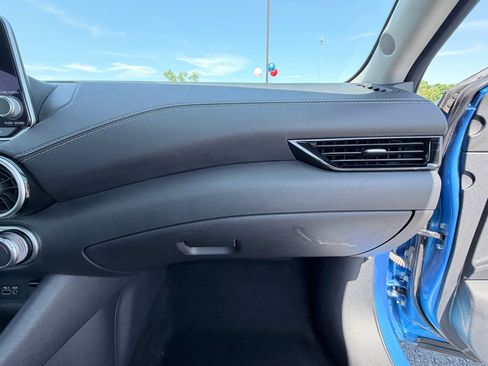 Used 2025 Nissan Sentra SV FWD image 24