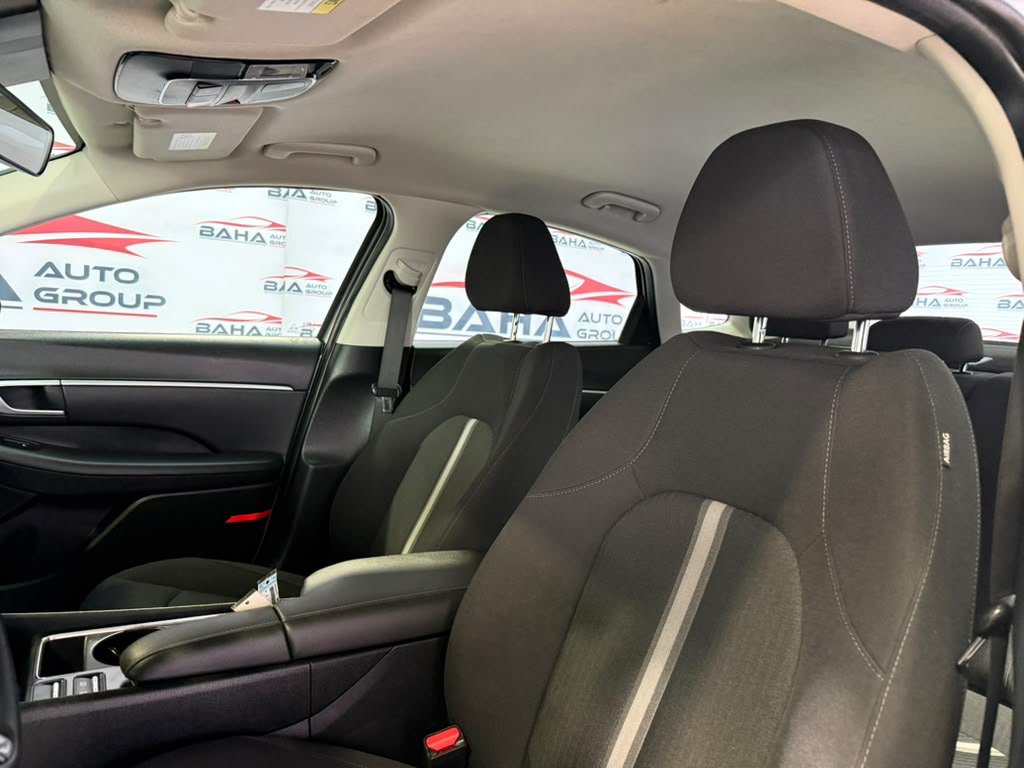 Used 2025 Hyundai Sonata SEL FWD image 29