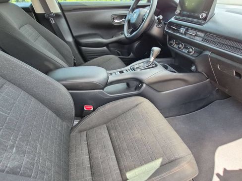 Used 2024 Honda HR-V LX image 29