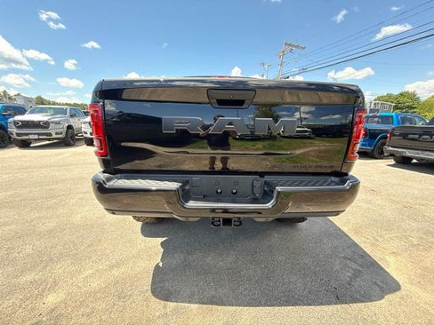 New 2025 RAM 2500 Big Horn AWD/4WD image 4