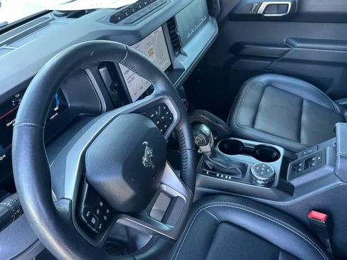 Certified 2025 Ford Bronco Badlands AWD/4WD image 10