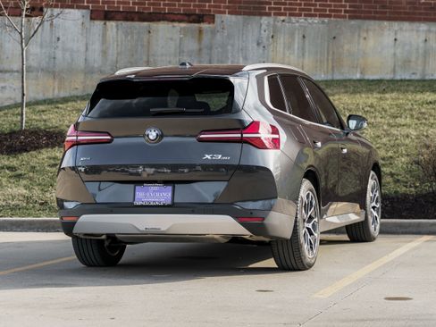 Used 2025 BMW X3 xDrive30i image 4