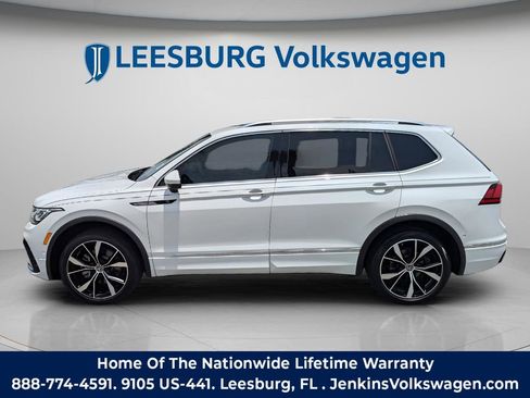 Used 2023 Volkswagen Tiguan SEL R-Line AWD/4WD image 11
