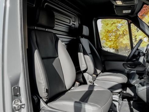 New 2026 Mercedes-Benz Sprinter 2500 image 19