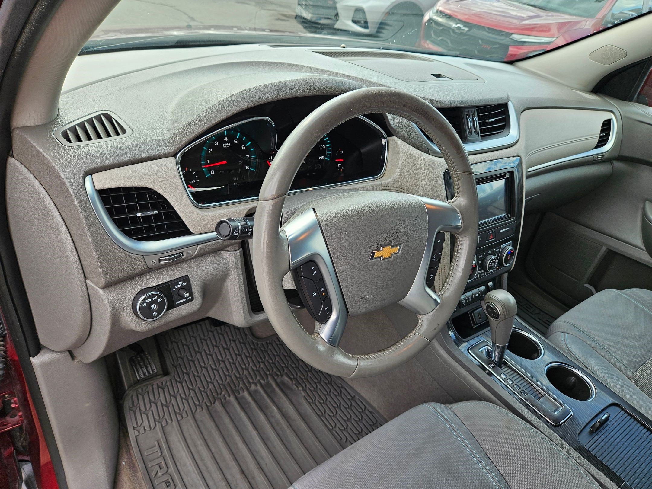 Used 2015 Chevrolet Traverse LT AWD/4WD image 14