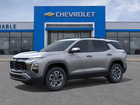 New 2026 Chevrolet Equinox ACTIV w/ Convenience Package III AWD/4WD image 2