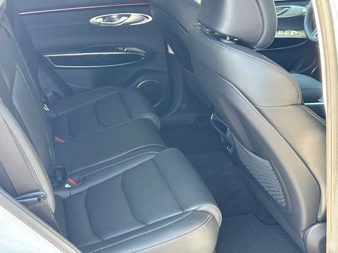 New 2026 Genesis GV70 2.5T AWD/4WD image 15