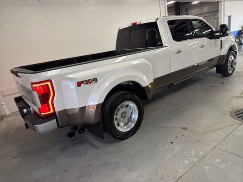 Used 2017 Ford F450 King Ranch w/ King Ranch Ultimate Package image 10