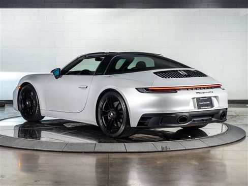 Used 2024 Porsche 911 Targa 4 GTS AWD/4WD image 3