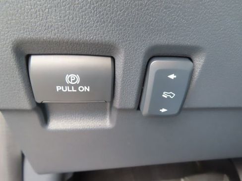 Used 2024 Ford F350 Platinum AWD/4WD image 46