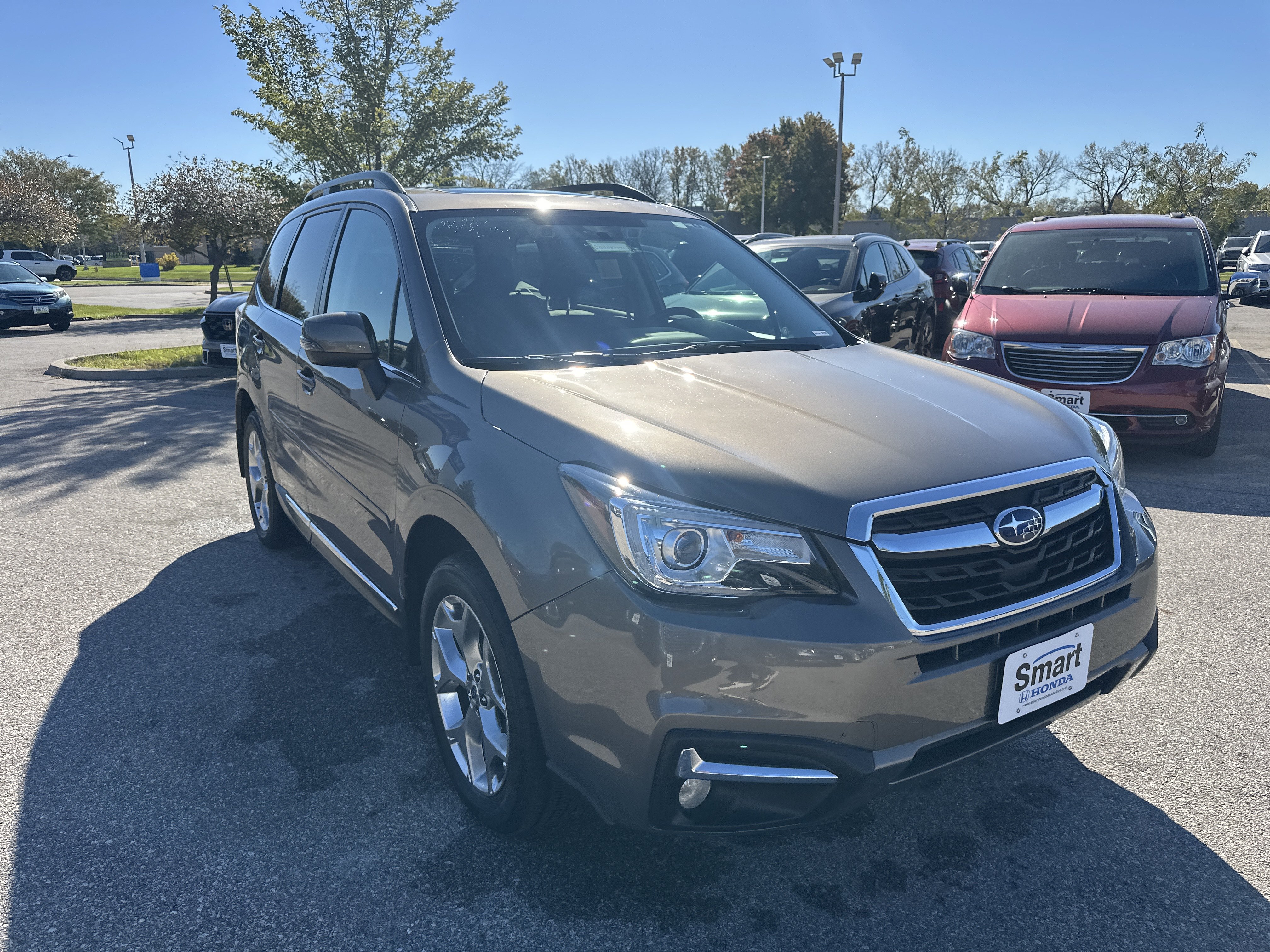 Used 2018 Subaru Forester 2.5i Touring w/ Popular Package #2 AWD/4WD image 2