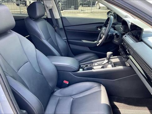 Used 2024 Honda Accord EX-L image 7