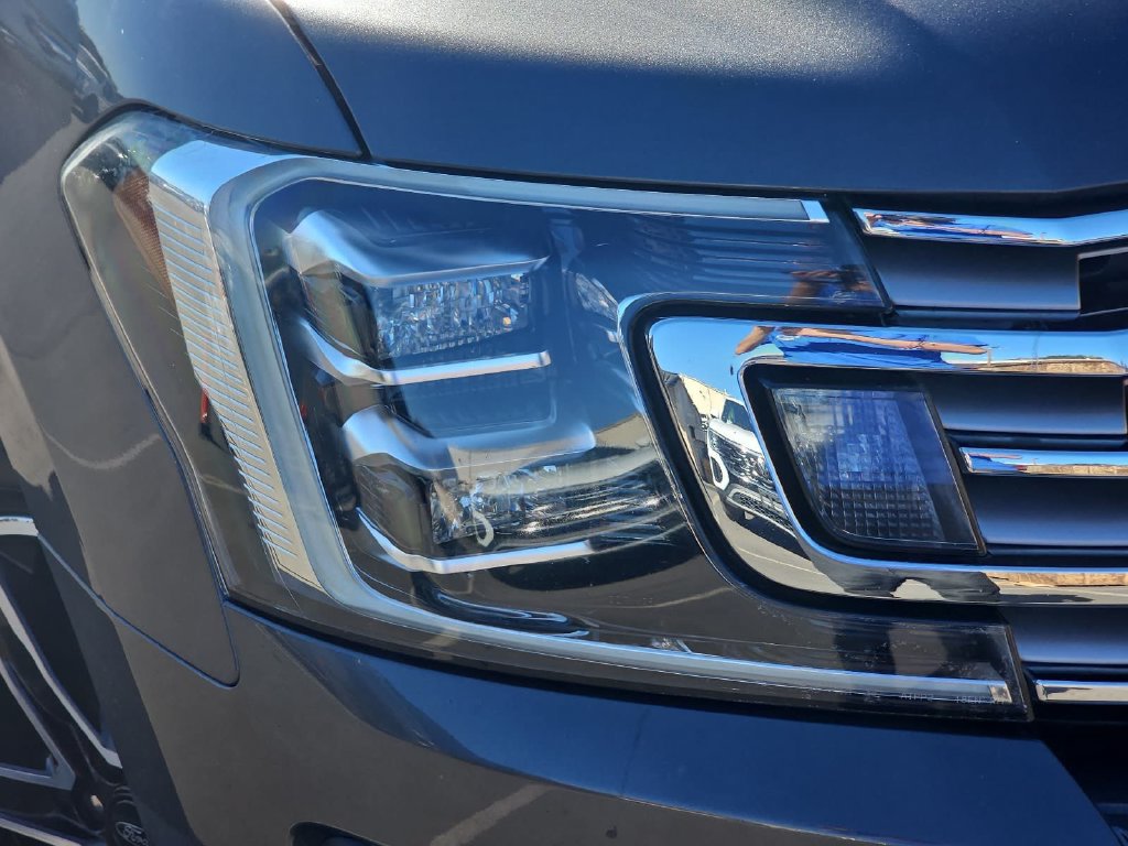Used 2020 Ford Expedition Limited w/ Special Edition Package AWD/4WD image 36