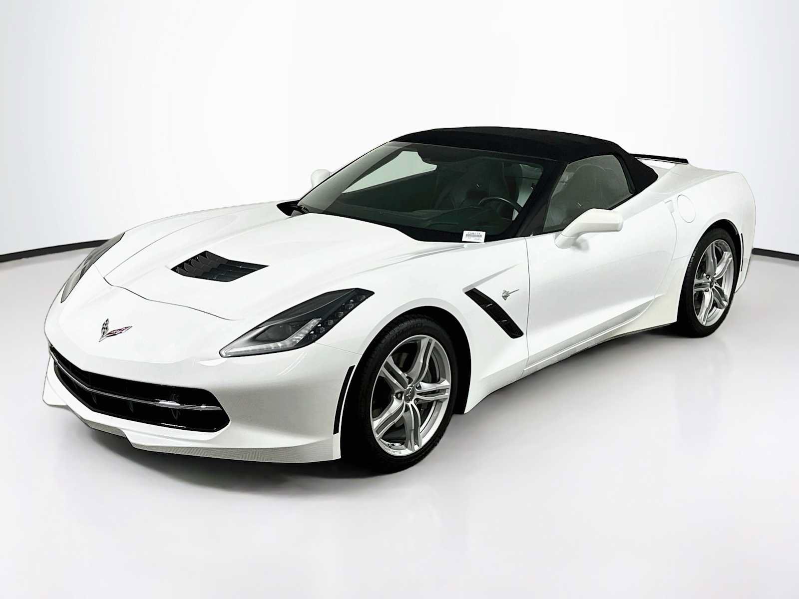 Used 2016 Chevrolet Corvette Stingray Convertible w/ 2LT Preferred Equipment Group RWD image 1