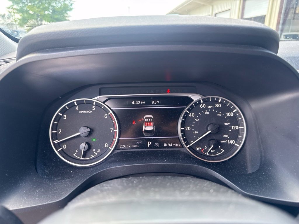 Used 2025 Nissan Rogue SV AWD/4WD image 38