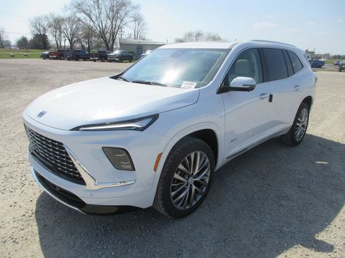 New 2026 Buick Enclave Avenir w/ Super Cruise Package image 10