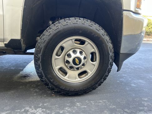 Used 2019 Chevrolet Silverado 2500 W/T w/ WT Convenience Package image 19