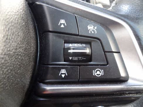 Used 2022 Subaru Ascent Limited w/ Technology Package AWD/4WD image 24
