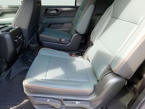 New 2026 GMC Yukon XL AT4 w/ AT4 Premium Plus Package image 23