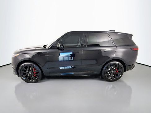 Used 2025 Land Rover Range Rover Sport Dynamic SE AWD/4WD image 2