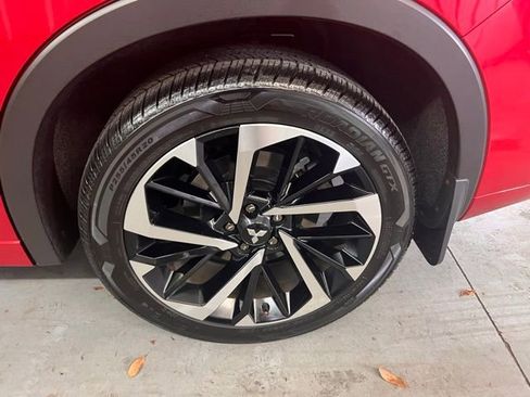 Used 2024 Mitsubishi Outlander SEL image 23